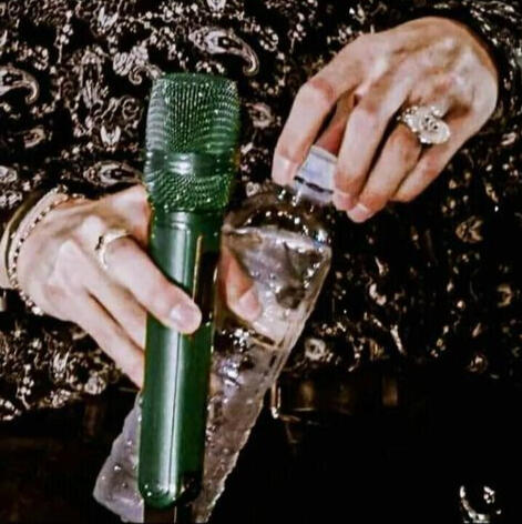 ᵗᵃᵗᵃ ᵐᶦᶜ ₜₐₜₐ ₘᵢ𝒸